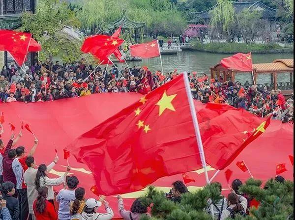 花费2888元购买观看海南文昌火箭发射“内场票”?游客被带到居民房楼顶丨追踪到底