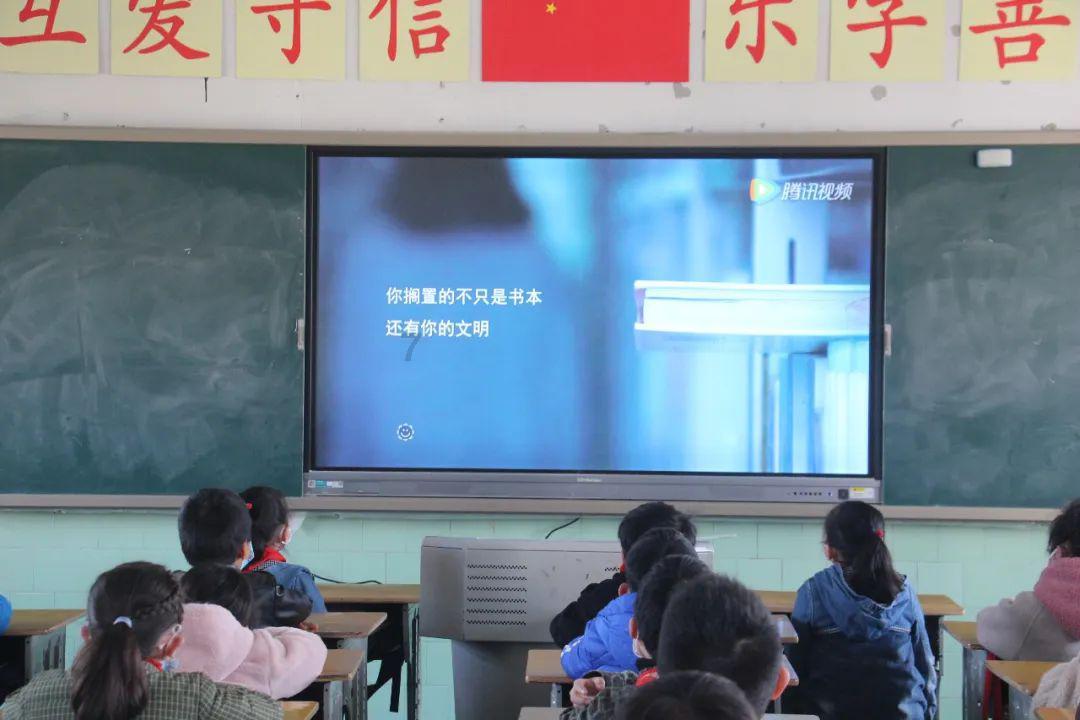 寒冬进补吃牛羊肉不如吃它，特补脾胃，滋养驱寒，炖上一锅真馋人